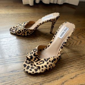 Steve Madden leopard print open toed heels. Size 38